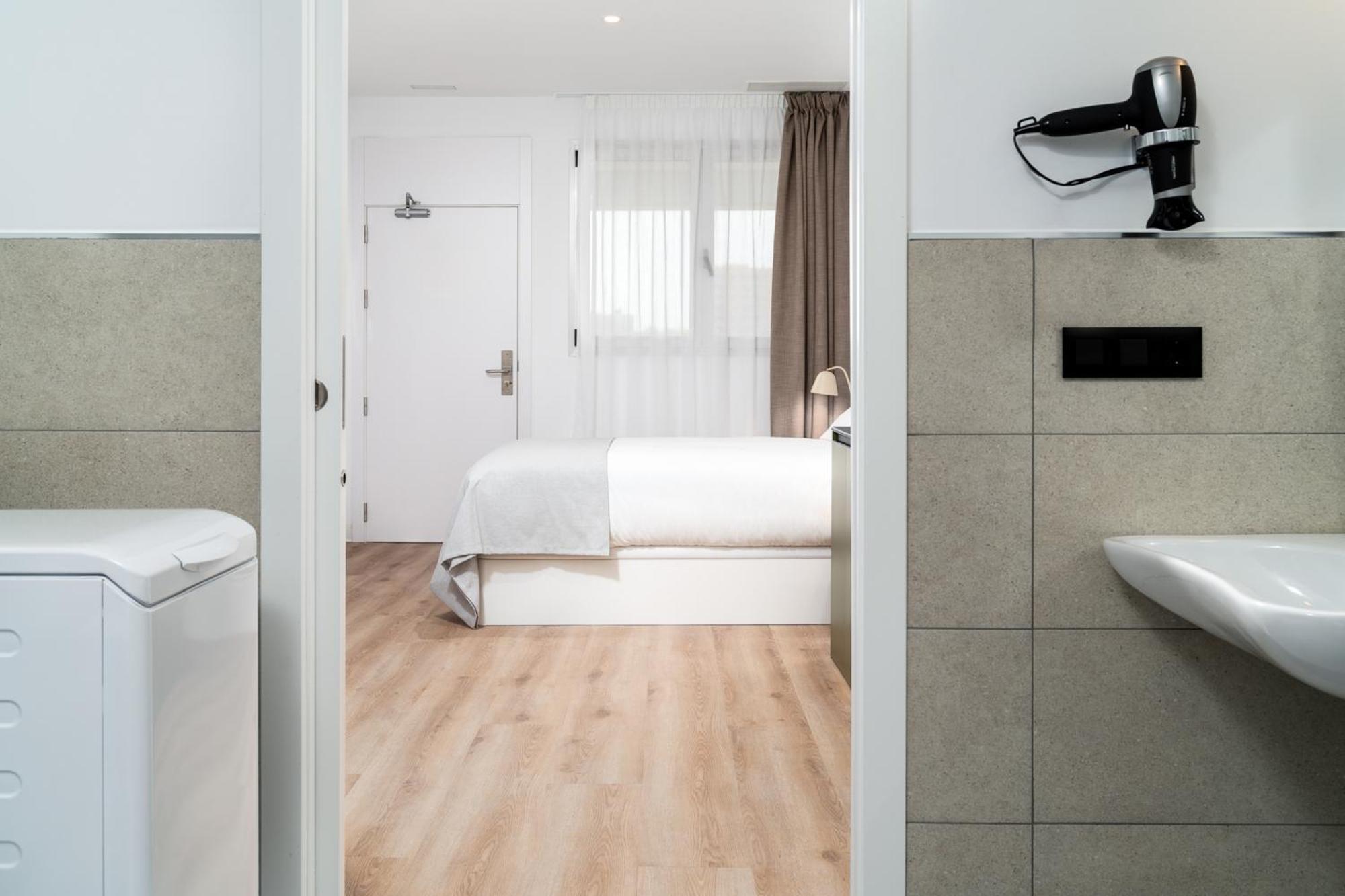 Limehome Valencia Carrer D'Antonio Ferrandis Habitación foto